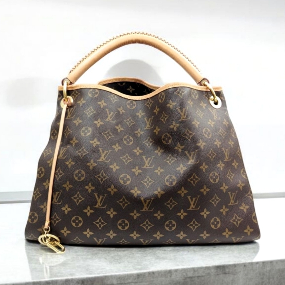 ✨️Authentic Louis Vuitton Monogram Artsy MM NM Bag - Picture 16 of 16